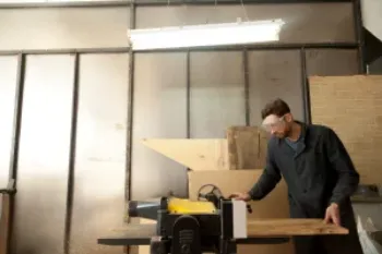 Enhance Woodworking Efficiency: Mastering the Art of Blade Replacement and Height Adjustment
